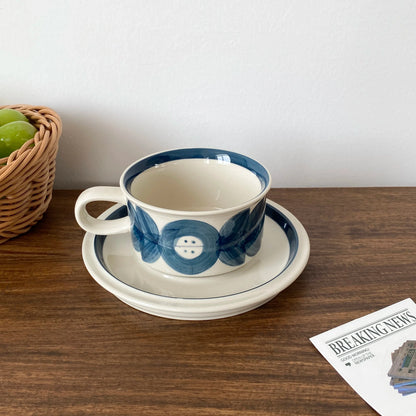 1Set Mid-Century Style Hand-Painted Flower Pattern Ceramic Cup and Saucer, High-End Exquisite Coffee Cup and Saucer, Suitable for Home Decoration, Home Drinking Water, Home Daily Use, Party, Breakfast Milk Cup, Afternoon Tea